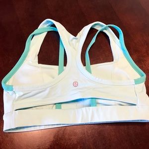 Lululemon sports bra (teal)